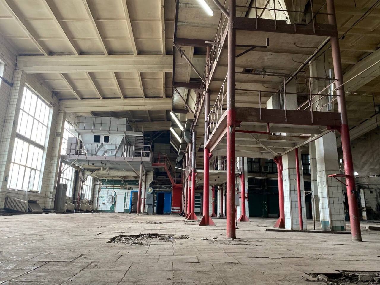 Приміщення «СЕМ ЕКОПАК» на Львівщині до монтажу обладнання Приміщення «СЕМ ЕКОПАК» на Львівщині до монтажу обладнання